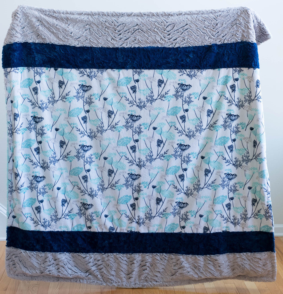 Cuddle Blanket  Queen Anne's Lace, Saltwater/Blue